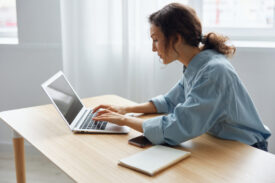 Vorteile von Zeitarbeitssoftware für das Abrechnungsmanagement