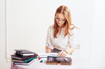 Weiterbildungsmöglichkeiten in der Zeitarbeit: Kontinuierliche Entwicklung als Standard