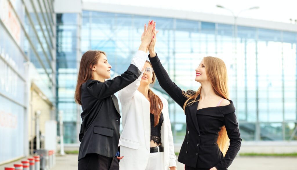 Erfolgsfaktoren für Mitarbeiterbindung in der Zeitarbeit: Bausteine für eine langfristige Partnerschaft