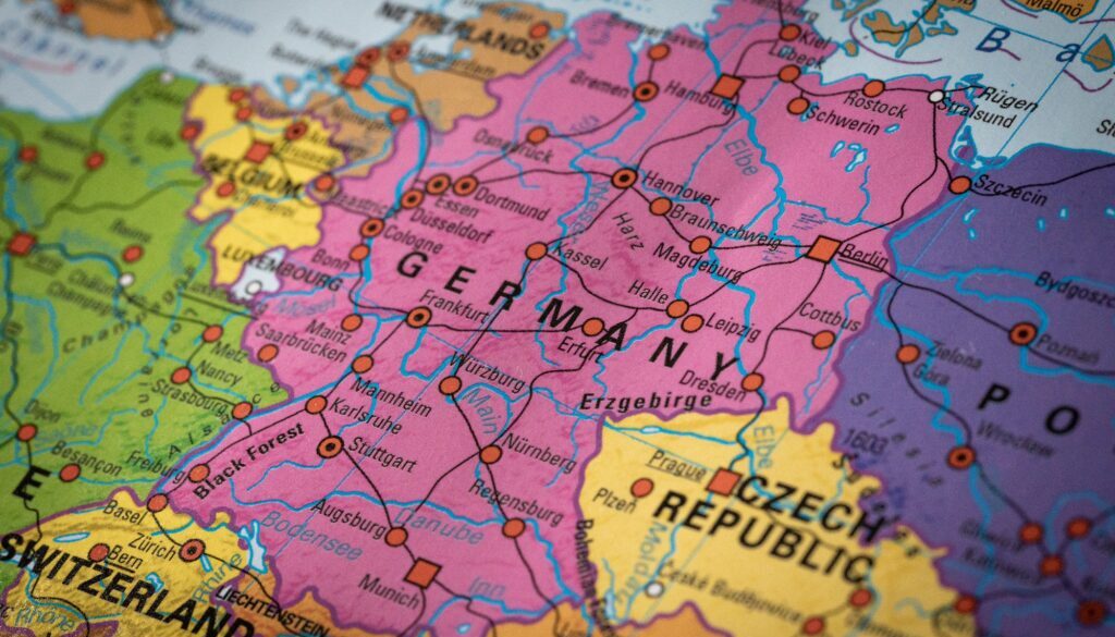 Zeitarbeit in Deutschland: Branchen Und Verbreitung