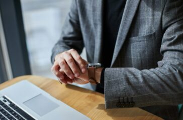 Kosten sparen mit Zeitarbeitssoftware Kosten sparen mit Zeitarbeitssoftware