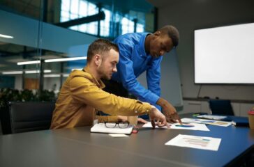 Die Entwicklung der geeigneten Arbeitgebermarke für Zeitarbeitsagenturen Die Entwicklung der geeigneten Arbeitgebermarke für Zeitarbeitsagenturen